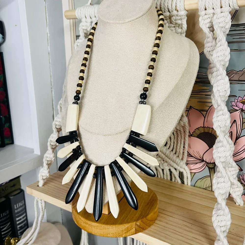 Vintage Carved Bone‎ Statement Necklace Beaded Bib Boho Hippie Style